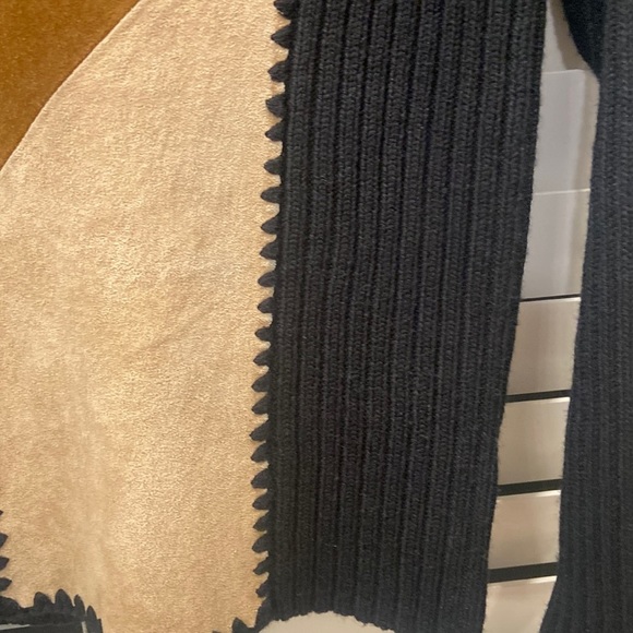 Y2K Designer Originals Beautifully Sewn 100% Leather Black Sweater sz.Small - Picture 6 of 10